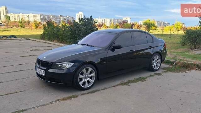 Черный БМВ 3 Серия, объемом двигателя 2.5 л и пробегом 333 тыс. км за 7999 $, фото 1 на Automoto.ua