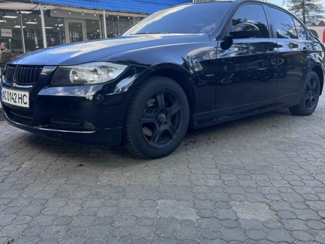 Черный БМВ 3 Серия, объемом двигателя 2 л и пробегом 226 тыс. км за 5800 $, фото 1 на Automoto.ua