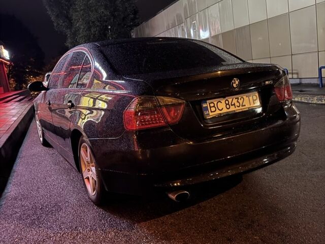 Чорний БМВ 3 Серія, об'ємом двигуна 2 л та пробігом 300 тис. км за 6500 $, фото 1 на Automoto.ua