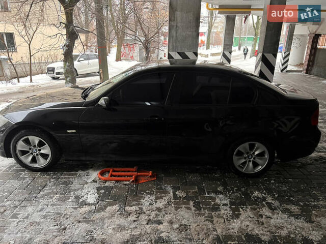 Черный БМВ 3 Серия, объемом двигателя 2 л и пробегом 297 тыс. км за 5500 $, фото 1 на Automoto.ua