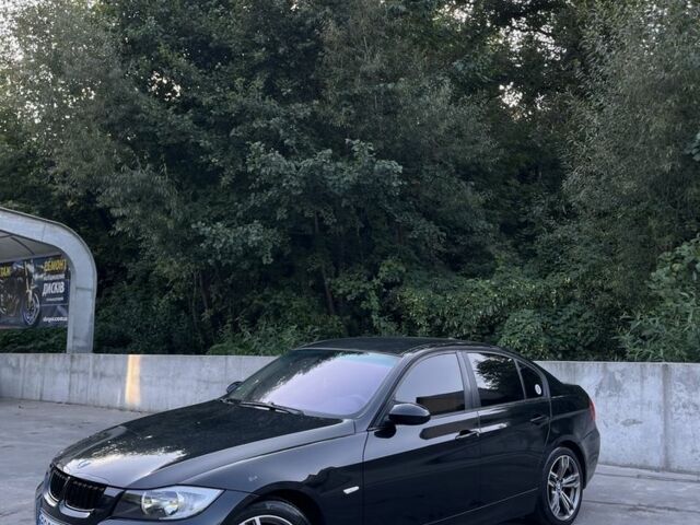 Черный БМВ 3 Серия, объемом двигателя 2 л и пробегом 328 тыс. км за 7500 $, фото 1 на Automoto.ua