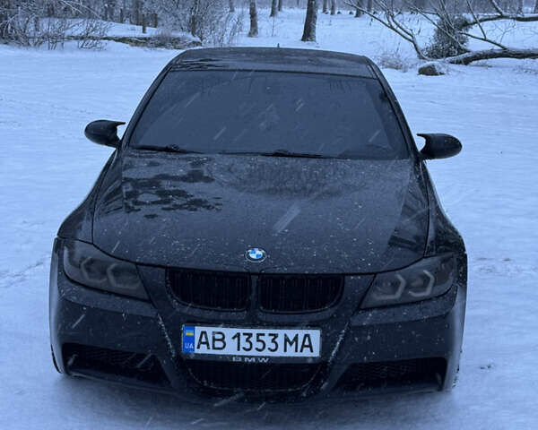 Черный БМВ 3 Серия, объемом двигателя 2.99 л и пробегом 386 тыс. км за 11800 $, фото 1 на Automoto.ua