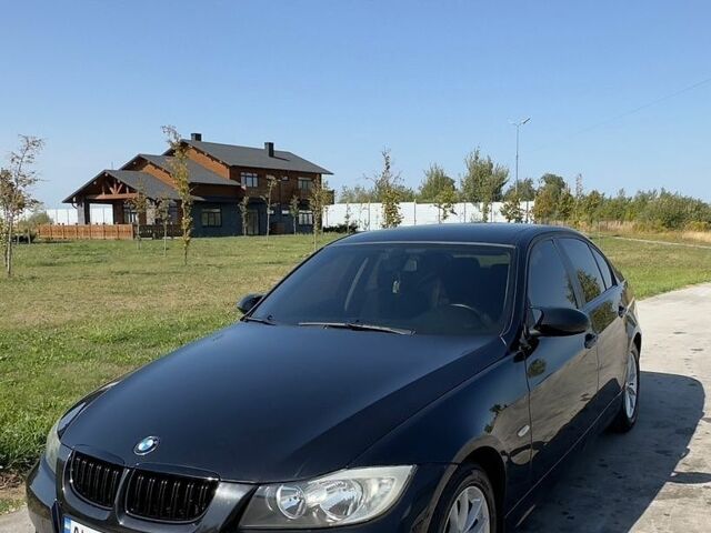 Чорний БМВ 3 Серія, об'ємом двигуна 2 л та пробігом 314 тис. км за 6500 $, фото 1 на Automoto.ua