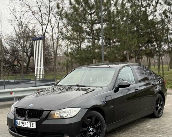 Черный БМВ 3 Серия, объемом двигателя 2 л и пробегом 500 тыс. км за 4400 $, фото 1 на Automoto.ua