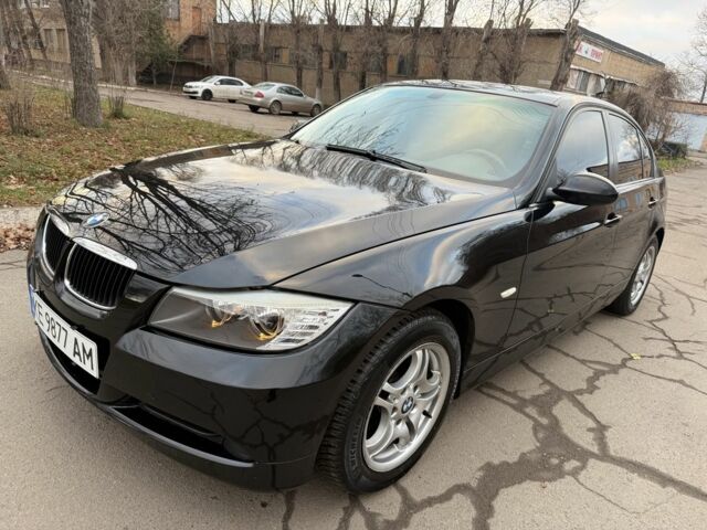 Черный БМВ 3 Серия, объемом двигателя 2 л и пробегом 280 тыс. км за 6500 $, фото 1 на Automoto.ua