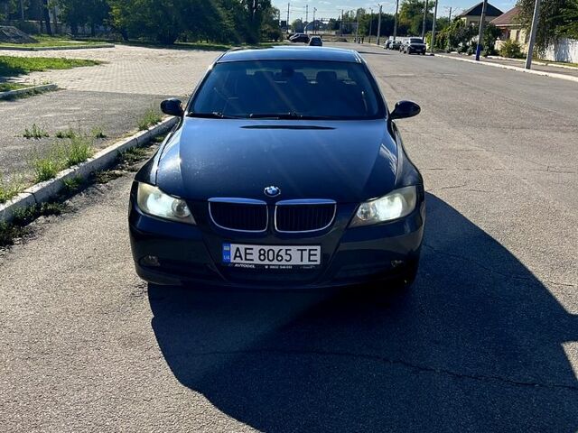 Черный БМВ 3 Серия, объемом двигателя 2 л и пробегом 230 тыс. км за 8300 $, фото 1 на Automoto.ua