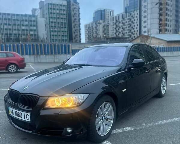 Черный БМВ 3 Серия, объемом двигателя 2 л и пробегом 271 тыс. км за 10900 $, фото 1 на Automoto.ua
