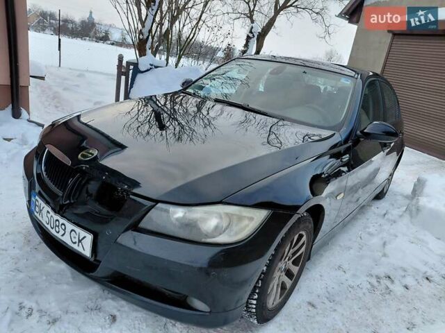 Черный БМВ 3 Серия, объемом двигателя 2 л и пробегом 321 тыс. км за 2999 $, фото 1 на Automoto.ua