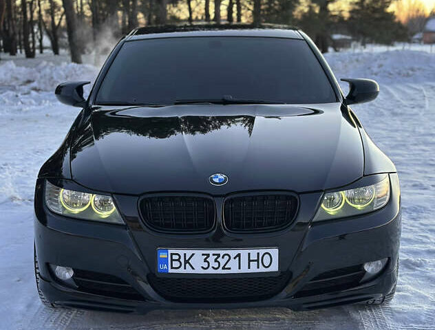 Черный БМВ 3 Серия, объемом двигателя 2 л и пробегом 285 тыс. км за 9500 $, фото 1 на Automoto.ua