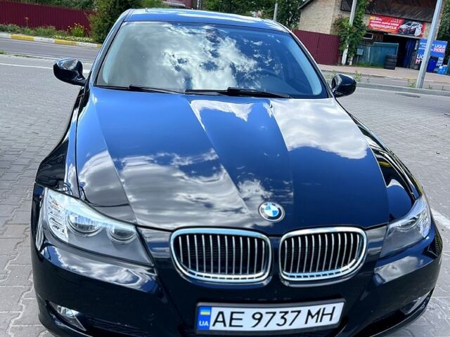 Черный БМВ 3 Серия, объемом двигателя 3 л и пробегом 175 тыс. км за 10500 $, фото 1 на Automoto.ua