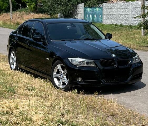 Черный БМВ 3 Серия, объемом двигателя 2 л и пробегом 250 тыс. км за 7800 $, фото 1 на Automoto.ua