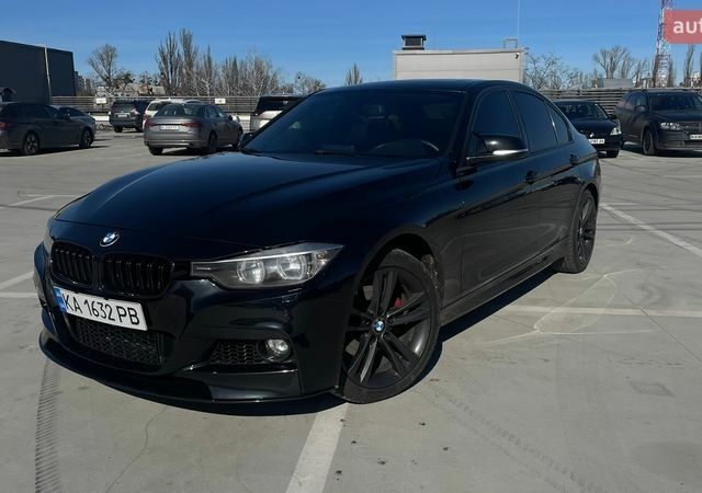 Черный БМВ 3 Серия, объемом двигателя 2 л и пробегом 243 тыс. км за 12000 $, фото 1 на Automoto.ua