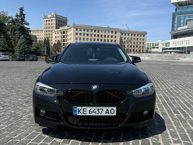 Черный БМВ 3 Серия, объемом двигателя 2 л и пробегом 218 тыс. км за 10800 $, фото 1 на Automoto.ua