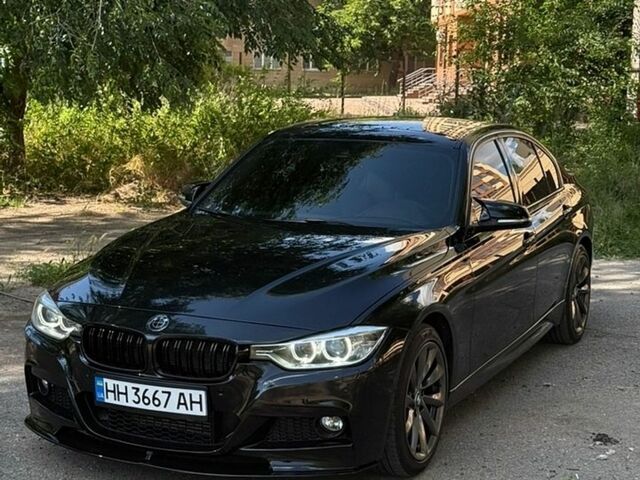 Чорний БМВ 3 Серія, об'ємом двигуна 2 л та пробігом 168 тис. км за 12300 $, фото 1 на Automoto.ua