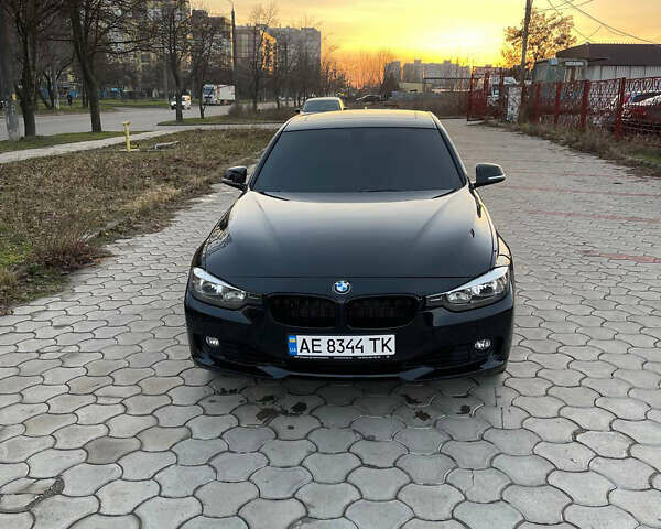 Чорний БМВ 3 Серія, об'ємом двигуна 2 л та пробігом 236 тис. км за 12300 $, фото 1 на Automoto.ua