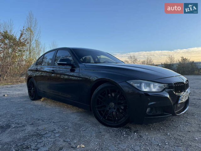 БМВ 3 Серия 2013 в Днепре (Днепропетровске) на Automoto.ua Черный БМВ 3 Серия, объемом двигателя 2 л и пробегом 146 тыс. км за 13100 $, фото 1 на Automoto.ua