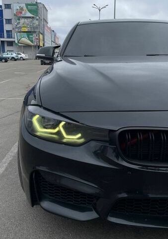 Черный БМВ 3 Серия, объемом двигателя 2 л и пробегом 225 тыс. км за 12850 $, фото 1 на Automoto.ua