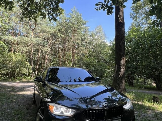 Чорний БМВ 3 Серія, об'ємом двигуна 2 л та пробігом 376 тис. км за 10999 $, фото 1 на Automoto.ua