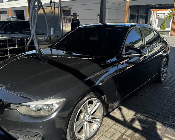 Черный БМВ 3 Серия, объемом двигателя 2 л и пробегом 170 тыс. км за 10000 $, фото 1 на Automoto.ua