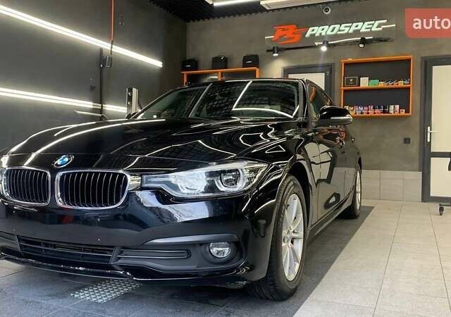 Чорний БМВ 3 Серія, об'ємом двигуна 2 л та пробігом 130 тис. км за 18900 $, фото 1 на Automoto.ua