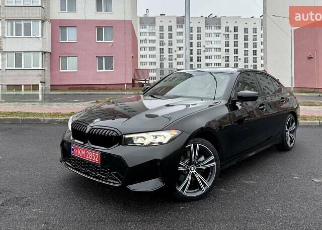 Чорний БМВ 3 Серія, об'ємом двигуна 2 л та пробігом 27 тис. км за 38999 $, фото 1 на Automoto.ua