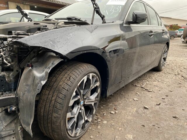 Чорний БМВ 3 Серія, об'ємом двигуна 0 л та пробігом 1 тис. км за 25000 $, фото 1 на Automoto.ua