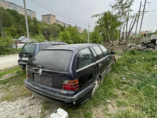 Черный БМВ 3 Серия, объемом двигателя 0 л и пробегом 1 тыс. км за 589 $, фото 1 на Automoto.ua
