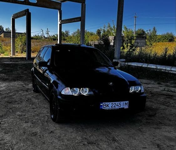 Чорний БМВ 3 Серія, об'ємом двигуна 1.9 л та пробігом 310 тис. км за 2858 $, фото 1 на Automoto.ua