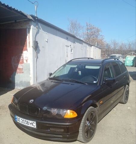 Черный БМВ 3 Серия, объемом двигателя 1.95 л и пробегом 355 тыс. км за 3999 $, фото 1 на Automoto.ua