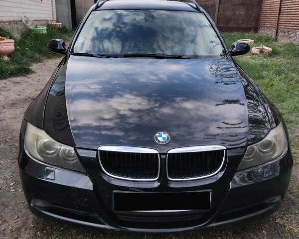 Черный БМВ 3 Серия, объемом двигателя 2 л и пробегом 280 тыс. км за 7000 $, фото 1 на Automoto.ua