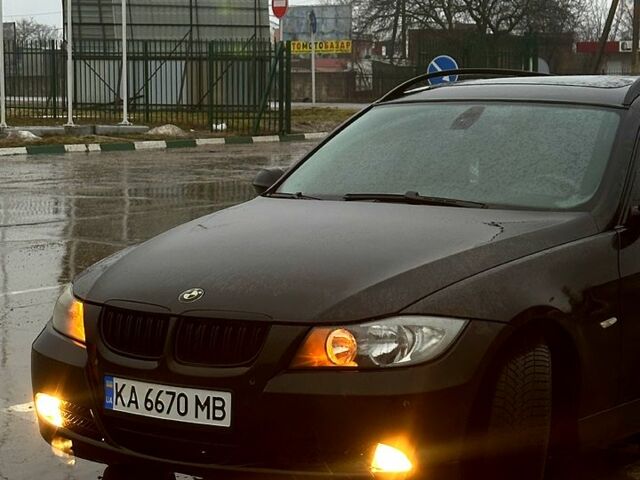 Черный БМВ 3 Серия, объемом двигателя 2 л и пробегом 240 тыс. км за 7000 $, фото 1 на Automoto.ua