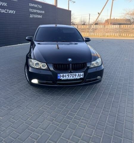 Черный БМВ 3 Серия, объемом двигателя 3 л и пробегом 330 тыс. км за 10000 $, фото 1 на Automoto.ua