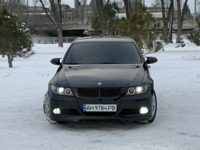 Черный БМВ 3 Серия, объемом двигателя 2 л и пробегом 400 тыс. км за 6300 $, фото 1 на Automoto.ua