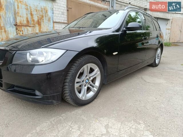 Черный БМВ 3 Серия, объемом двигателя 2 л и пробегом 280 тыс. км за 5800 $, фото 1 на Automoto.ua