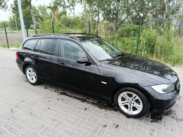 Черный БМВ 3 Серия, объемом двигателя 2 л и пробегом 280 тыс. км за 6000 $, фото 1 на Automoto.ua