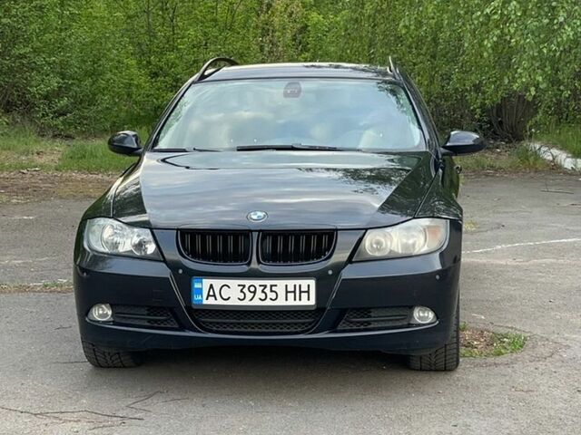 Чорний БМВ 3 Серія, об'ємом двигуна 2 л та пробігом 309 тис. км за 6100 $, фото 1 на Automoto.ua
