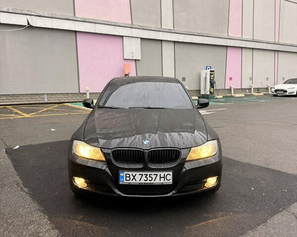 Черный БМВ 3 Серия, объемом двигателя 2 л и пробегом 350 тыс. км за 6550 $, фото 1 на Automoto.ua