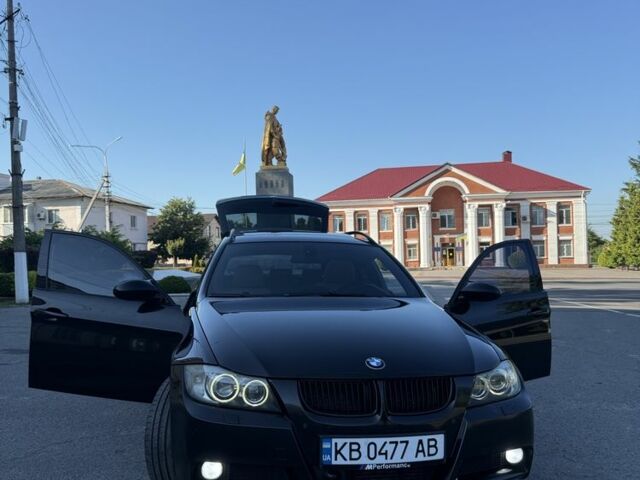 Чорний БМВ 3 Серія, об'ємом двигуна 3 л та пробігом 320 тис. км за 10562 $, фото 1 на Automoto.ua