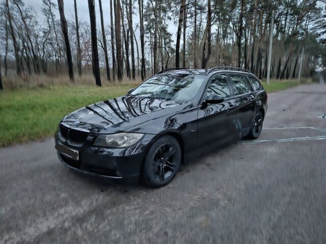 Черный БМВ 3 Серия, объемом двигателя 2 л и пробегом 320 тыс. км за 4400 $, фото 1 на Automoto.ua