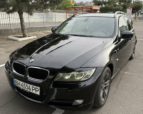 Черный БМВ 3 Серия, объемом двигателя 2 л и пробегом 430 тыс. км за 8900 $, фото 1 на Automoto.ua