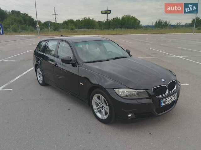 Черный БМВ 3 Серия, объемом двигателя 2 л и пробегом 388 тыс. км за 8799 $, фото 1 на Automoto.ua