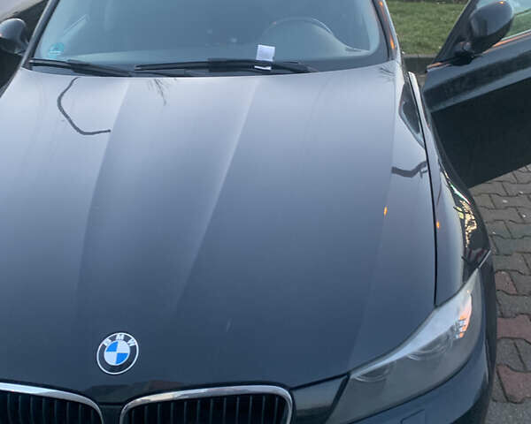 Черный БМВ 3 Серия, объемом двигателя 1.8 л и пробегом 250 тыс. км за 8950 $, фото 1 на Automoto.ua