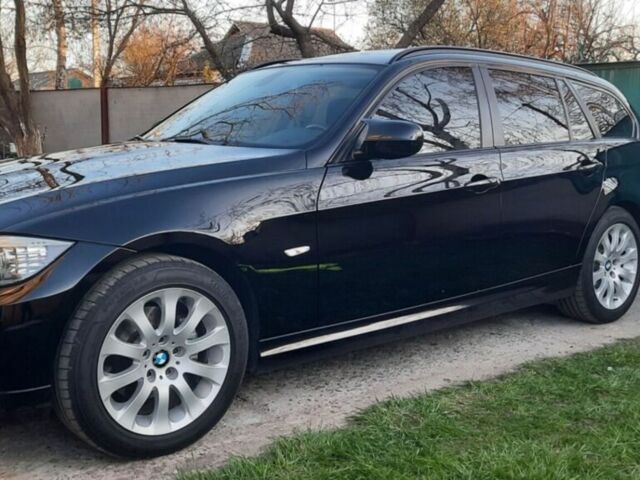Чорний БМВ 3 Серія, об'ємом двигуна 2 л та пробігом 240 тис. км за 11900 $, фото 1 на Automoto.ua