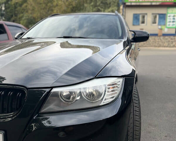 Черный БМВ 3 Серия, объемом двигателя 2 л и пробегом 298 тыс. км за 9450 $, фото 1 на Automoto.ua