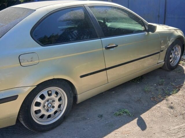 Коричневый БМВ 3 Серия, объемом двигателя 2 л и пробегом 260 тыс. км за 1000 $, фото 1 на Automoto.ua