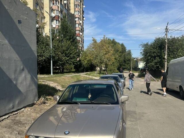 Коричневый БМВ 3 Серия, объемом двигателя 2 л и пробегом 3 тыс. км за 2200 $, фото 1 на Automoto.ua