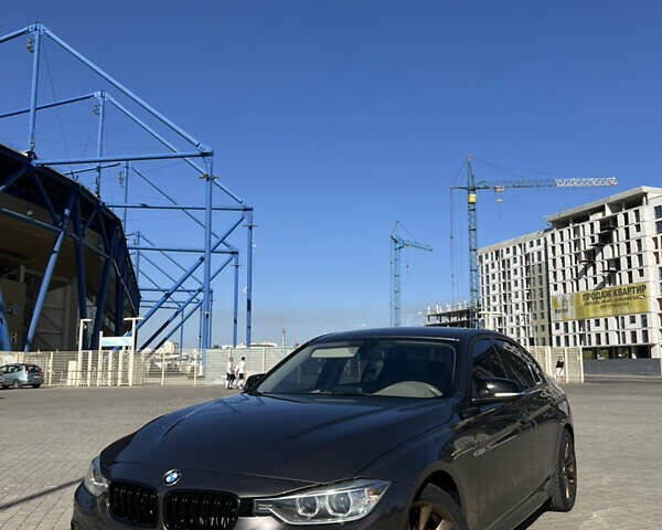 Коричневый БМВ 3 Серия, объемом двигателя 2 л и пробегом 140 тыс. км за 15000 $, фото 1 на Automoto.ua