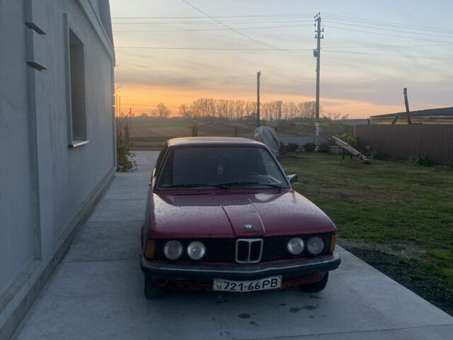 Красный БМВ 3 Серия, объемом двигателя 1.6 л и пробегом 1000 тыс. км за 650 $, фото 1 на Automoto.ua