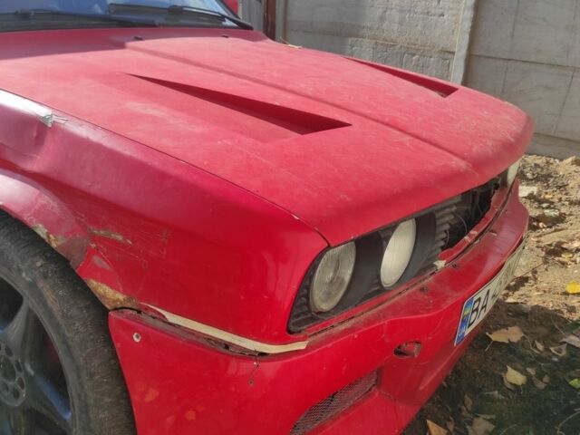 Червоний БМВ 3 Серія, об'ємом двигуна 2.5 л та пробігом 230 тис. км за 1000 $, фото 1 на Automoto.ua