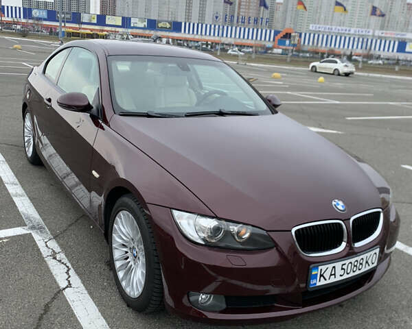 Красный БМВ 3 Серия, объемом двигателя 2 л и пробегом 181 тыс. км за 10900 $, фото 1 на Automoto.ua